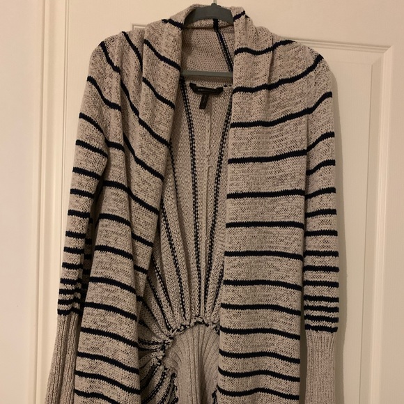 BCBG cardigan XS - Picture 3 of 3